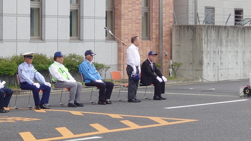 来賓紹介で挨拶をする石川町長 来賓紹介で挨拶をする石川町長