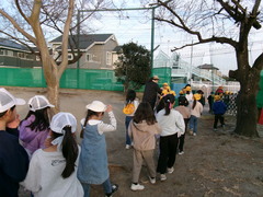 児童館に戻るところ①