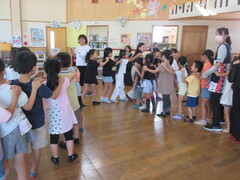 じゃんけん列車をやっているところ