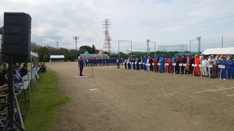 来賓祝辞をする石川町長