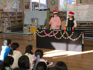 ハンドベルの演奏🔔