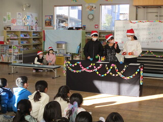 ハンドベルの演奏🔔