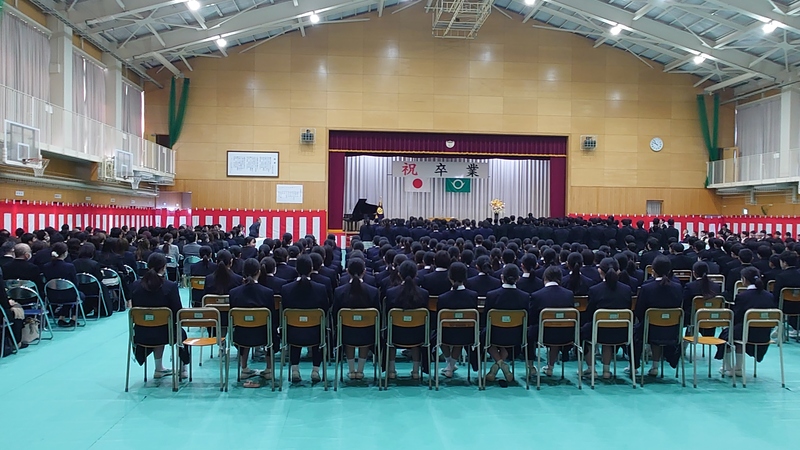 玉中卒業式会場の様子