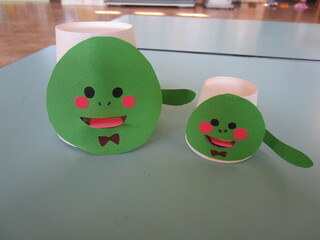 ぺろぺろへびをつくろう♪