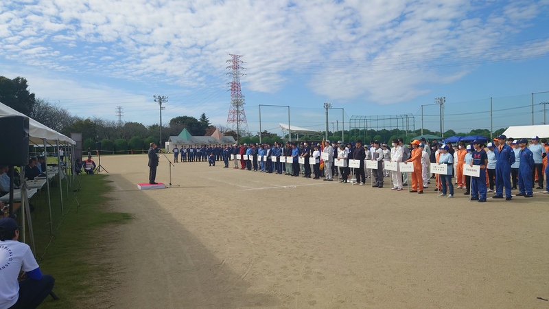 祝辞を述べる石川町長