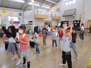 フリーダンスコーナー💃