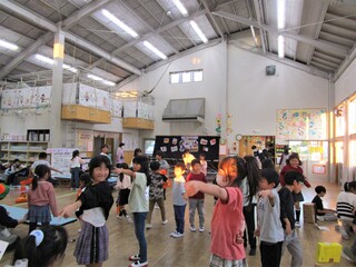 フリーダンスコーナー💃