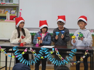 ハンドベル演奏の様子①