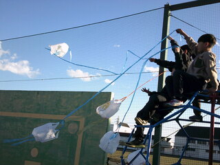 凧を飛ばしているところ