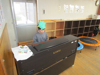 豆まきの歌のピアノ伴奏をしました♪